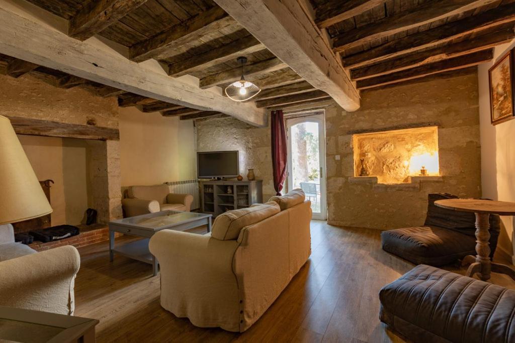 Domaine De Laplan Bed and Breakfast Cezan Exteriör bild