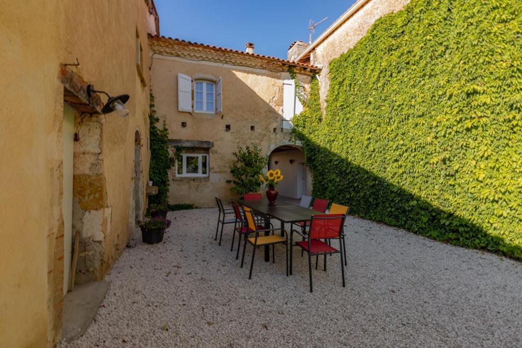 Domaine De Laplan Bed and Breakfast Cezan Exteriör bild
