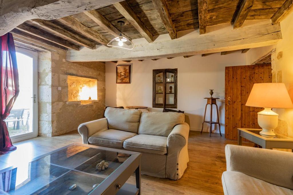 Domaine De Laplan Bed and Breakfast Cezan Exteriör bild